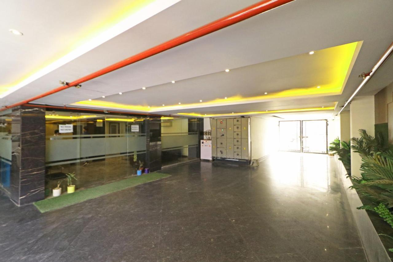 The Ivy Grand Hotel In City Centre With Free Secured Parking Нью-Дели Экстерьер фото