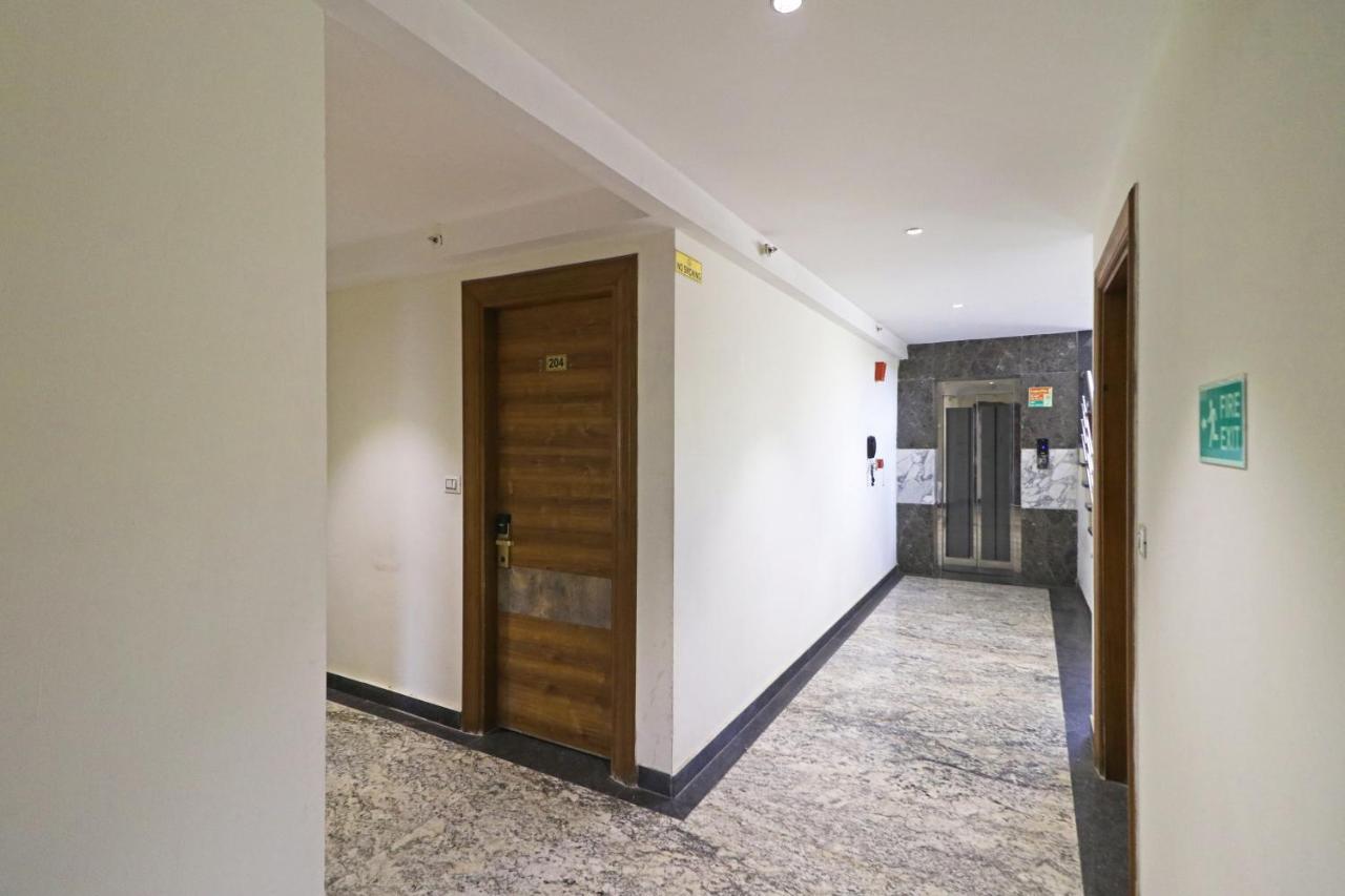 The Ivy Grand Hotel In City Centre With Free Secured Parking Нью-Дели Экстерьер фото
